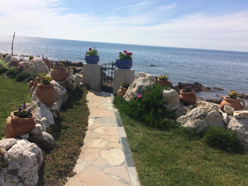 Apartments Bella Vista Umag Exterior photo